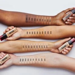 L’Oréal Paris Infallible Infallible-24-Hour-Fresh-Wear-Foundation-Lightweight -Loreal Cares Store lop pdp makeup 24hr liquid foundation tile 03