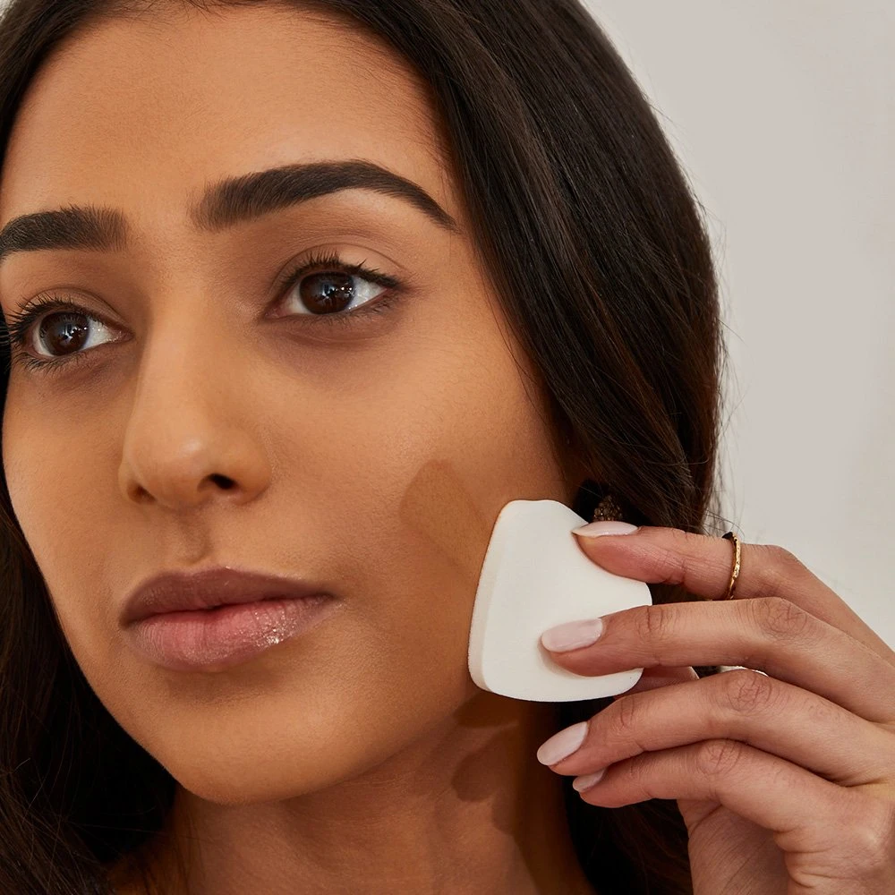 L’Oréal Paris Infallible Infallible-up-to-24h-fresh-wear-in-a-powder-matte-finish 7 L’Oréal Paris Infallible Infallible-up-to-24h-fresh-wear-in-a-powder-matte-finish - Image 5