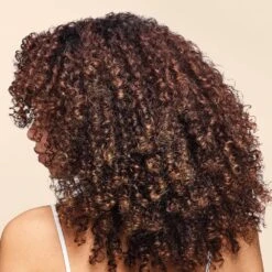 L’Oréal Paris Everpure Sulfate-Free-Simply-Clean-Curl-Cocoon-Creme 11 L’Oréal Paris Everpure Sulfate-Free-Simply-Clean-Curl-Cocoon-Creme -Loreal Cares Store loreal haircare everpure simply clean cocoon cream applied av29